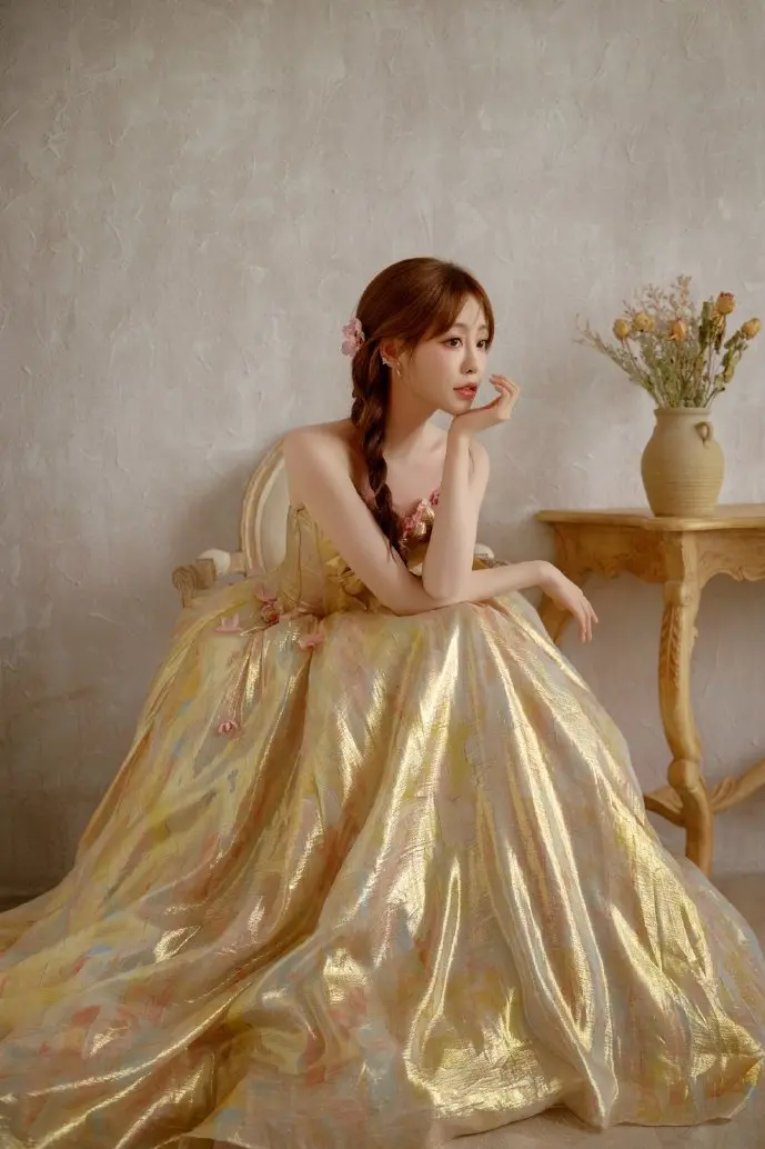 游戏数据篡改对比图